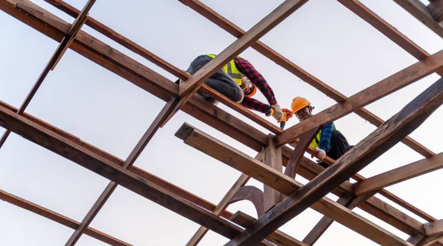 Professional gutter cleaning services in Melvindale, MI